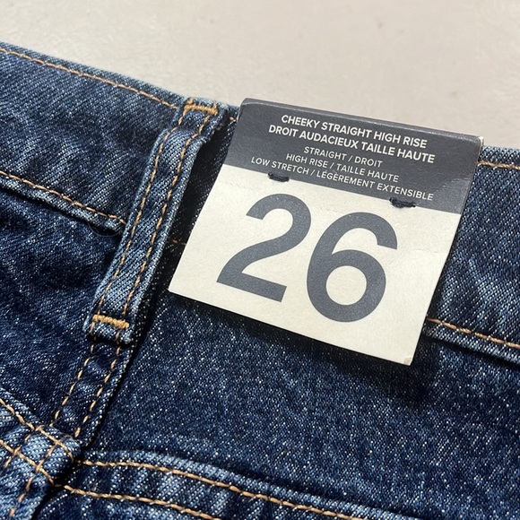 BNWT GAP High Rise Cheeky Straight Jeans! - Picture 6 of 6